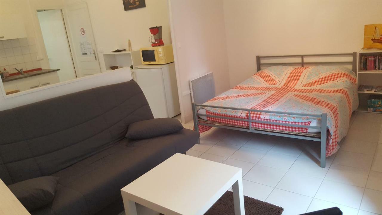 Apartamento Les Lauriers Agde Exterior foto